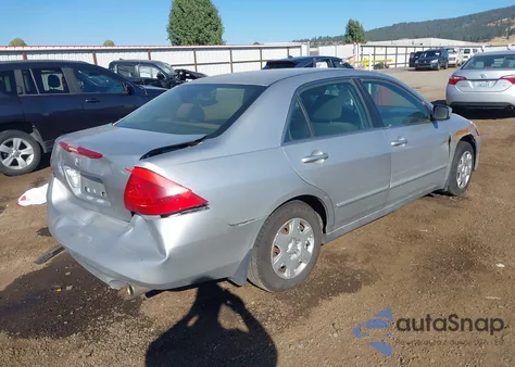 2006 Honda Accord 2.4 Lx из США, поврежденный, VIN 1HGCM56416A170980